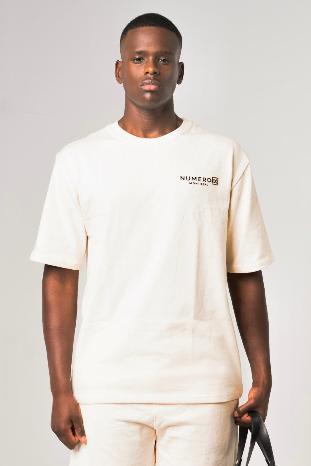 IX oversized cream tee