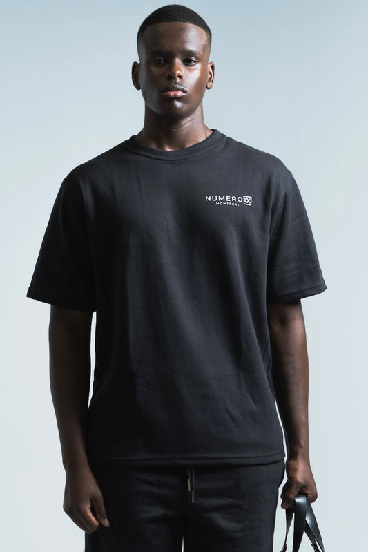 IX oversized black tee