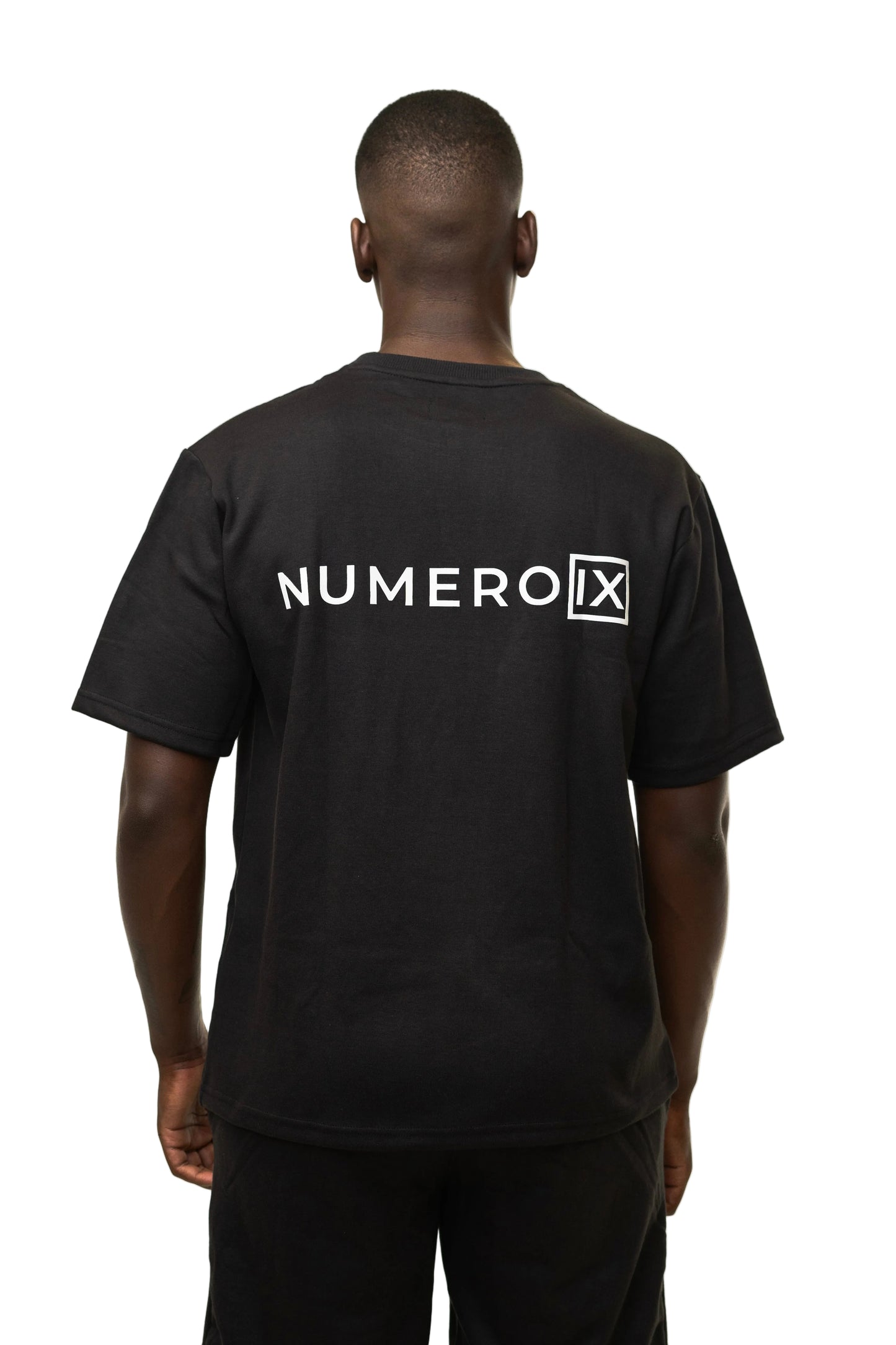 IX oversized black tee